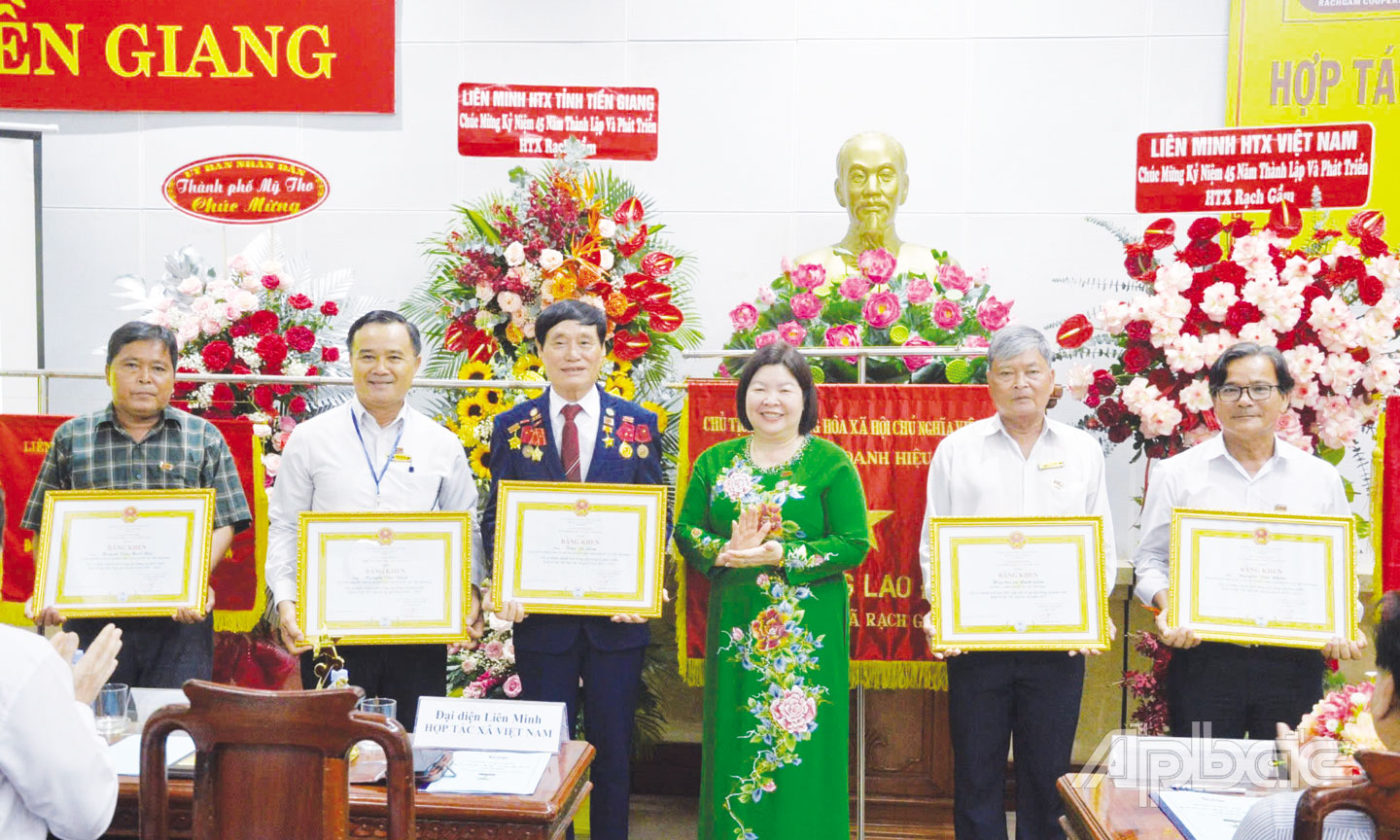 Hành trình gần nửa thế kỷ của Hợp tác xã Rạch Gầm