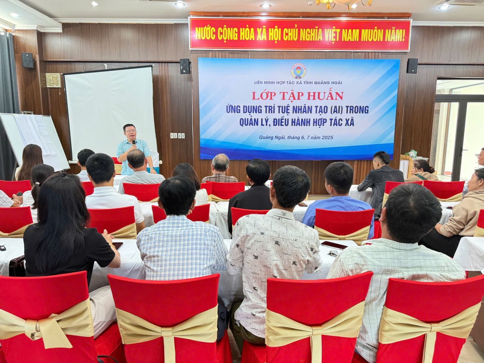 Ứng dụng AI trong quản lý điều hành hợp tác xã