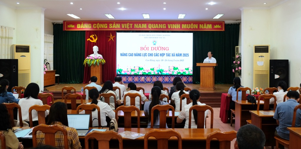 Cao Bằng: 40 học viên được bồi dưỡng nâng cao năng lực hợp tác xã