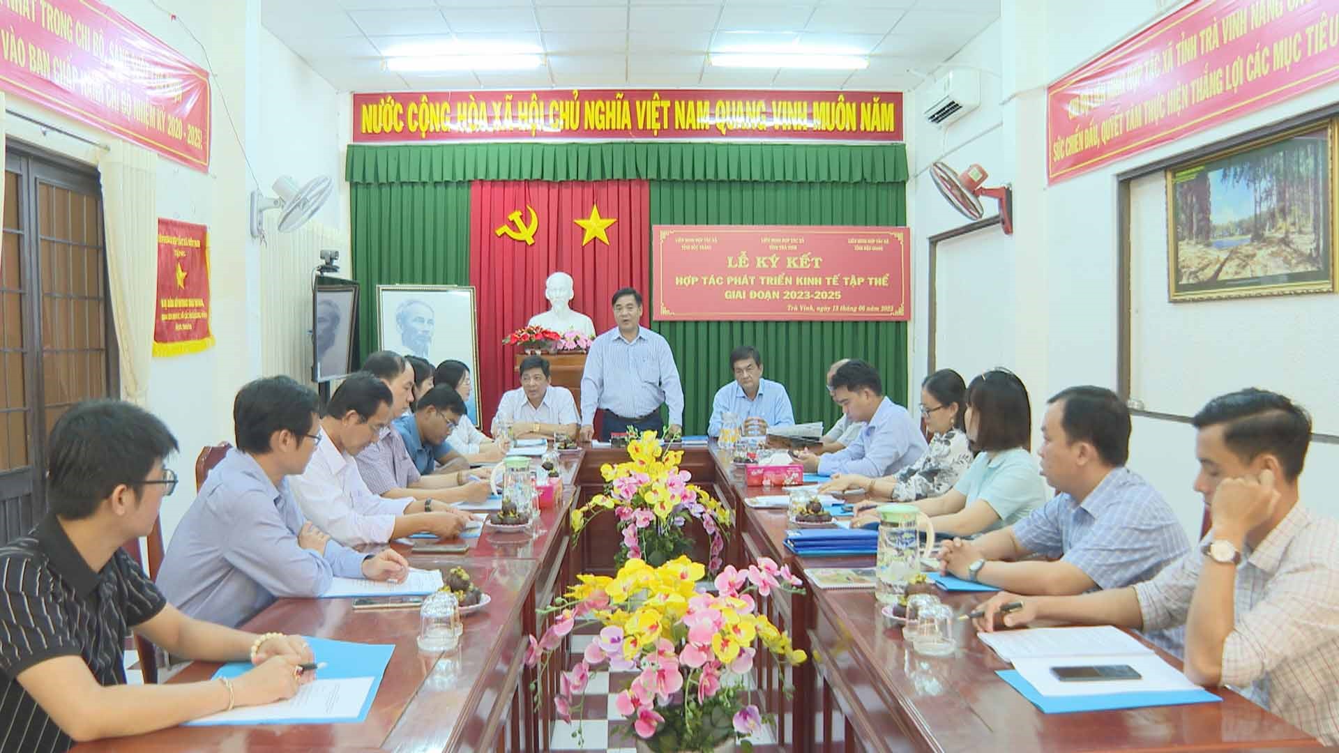 Liên Minh Hợp tác xã tỉnh Trà Vinh, Sóc Trăng, Hậu Giang ký kết hợp tác phát triển kinh tế tập thể