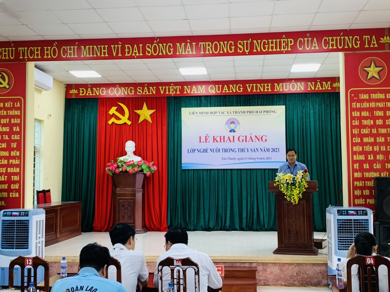 Liên minh Hợp tác xã thành phố tổ chức khai giảng lớp nghề nuôi trồng thủy sản năm 2023