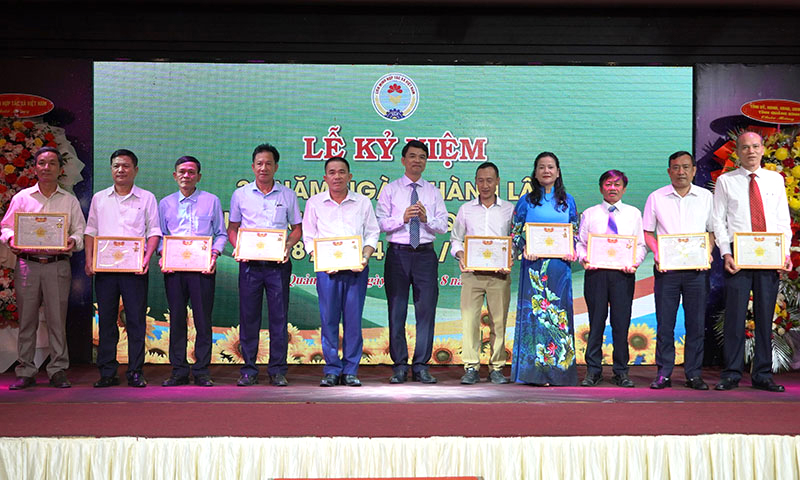 Kỷ niệm 30 năm Ngày thành lập Liên minh Hợp tác xã tỉnh Quảng Bình