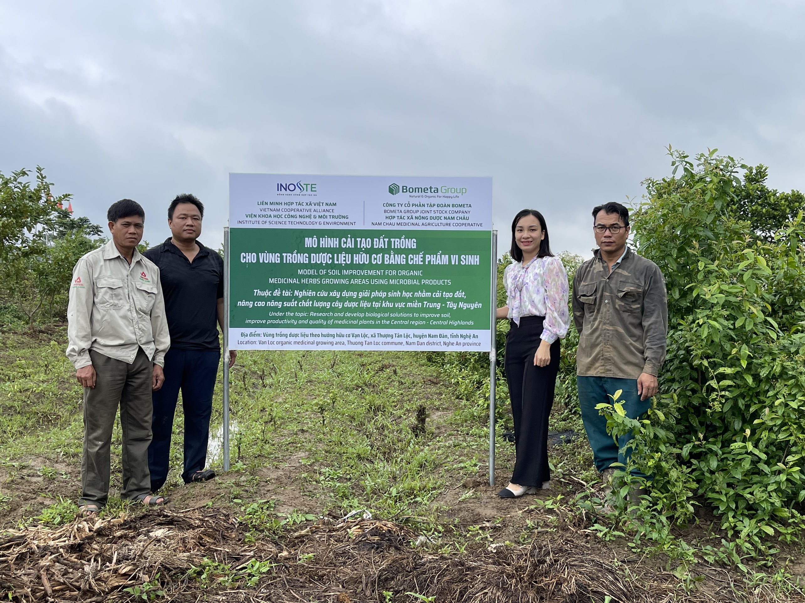 Xây dựng mô hình cải tạo đất cho vùng trồng dược liệu theo hướng hữu cơ tại HTX Nông dược Nam Châu