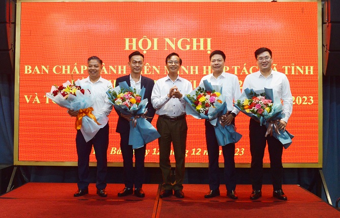 Đồng chí Nguyễn Thanh Thế được bầu giữ chức Phó Chủ tịch Liên minh HTX tỉnh Yên Bái nhiệm kỳ 2020 – 2025