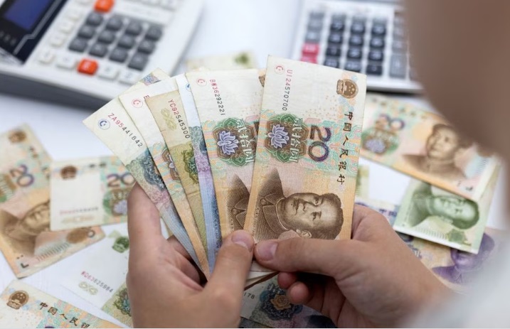 Đồng nhân dân tệ có thể thống trị toàn cầu sau cuộc khủng hoảng trần nợ của Mỹ?