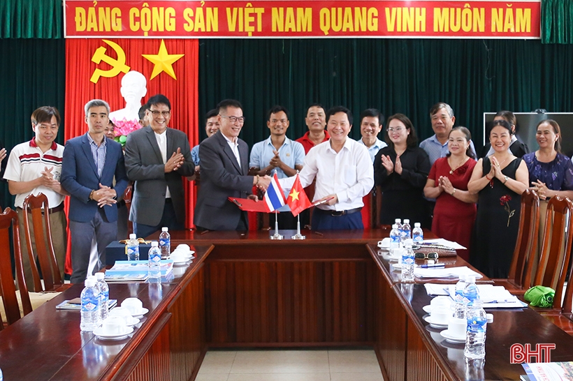 Liên minh hợp tác xã Hà Tĩnh ký kết hơp tác với Hội Hữu nghị Thái Lan - Việt Nam