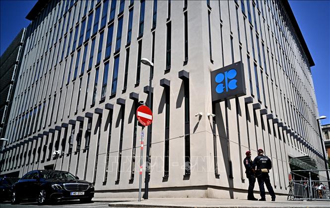 Cuộc họp quyết định chính sách sản lượng của OPEC+ không dễ dàng