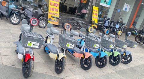 Nguy cơ thế giới thiếu hụt lithium do nhu cầu xe điện tăng cao