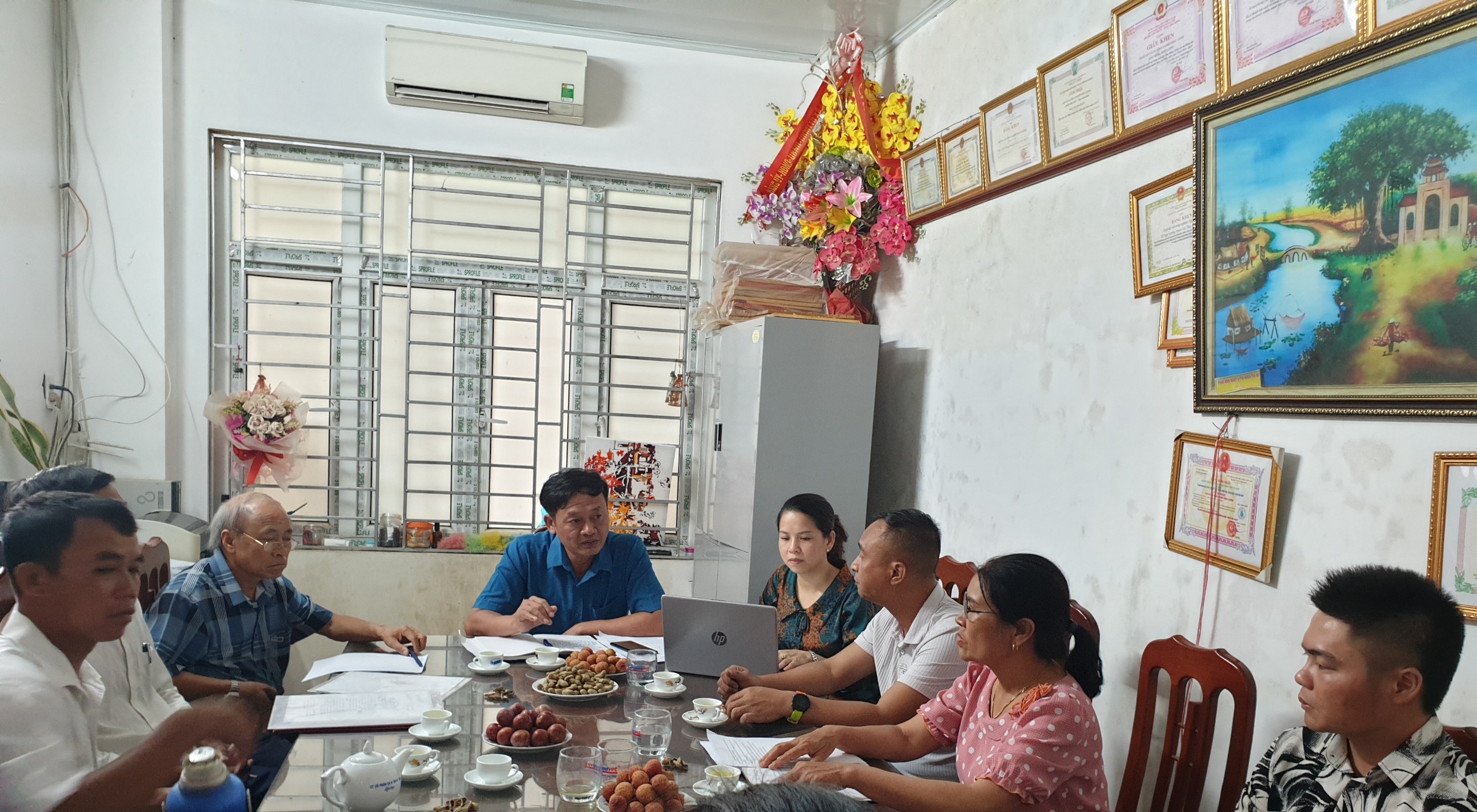 Khảo sát đơn vị Kinh tế tập thể có tổ chức đảng, đoàn thể tại huyện Yên Thuỷ