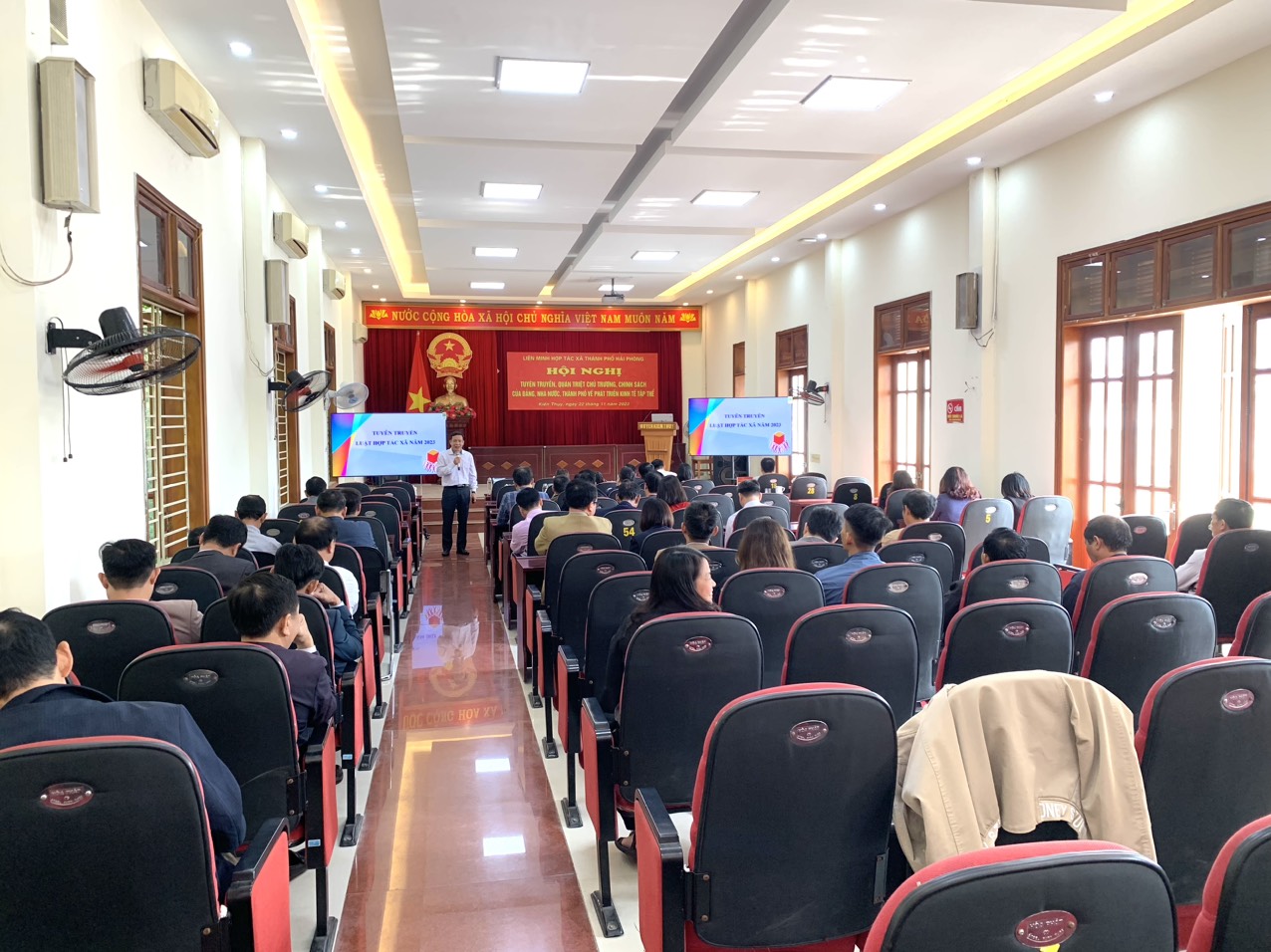 Đẩy mạnh tuyên truyền, quán triệt chủ trương, chính sách của Đảng, Nhà nước, thành phố về phát triển kinh tế tập thể