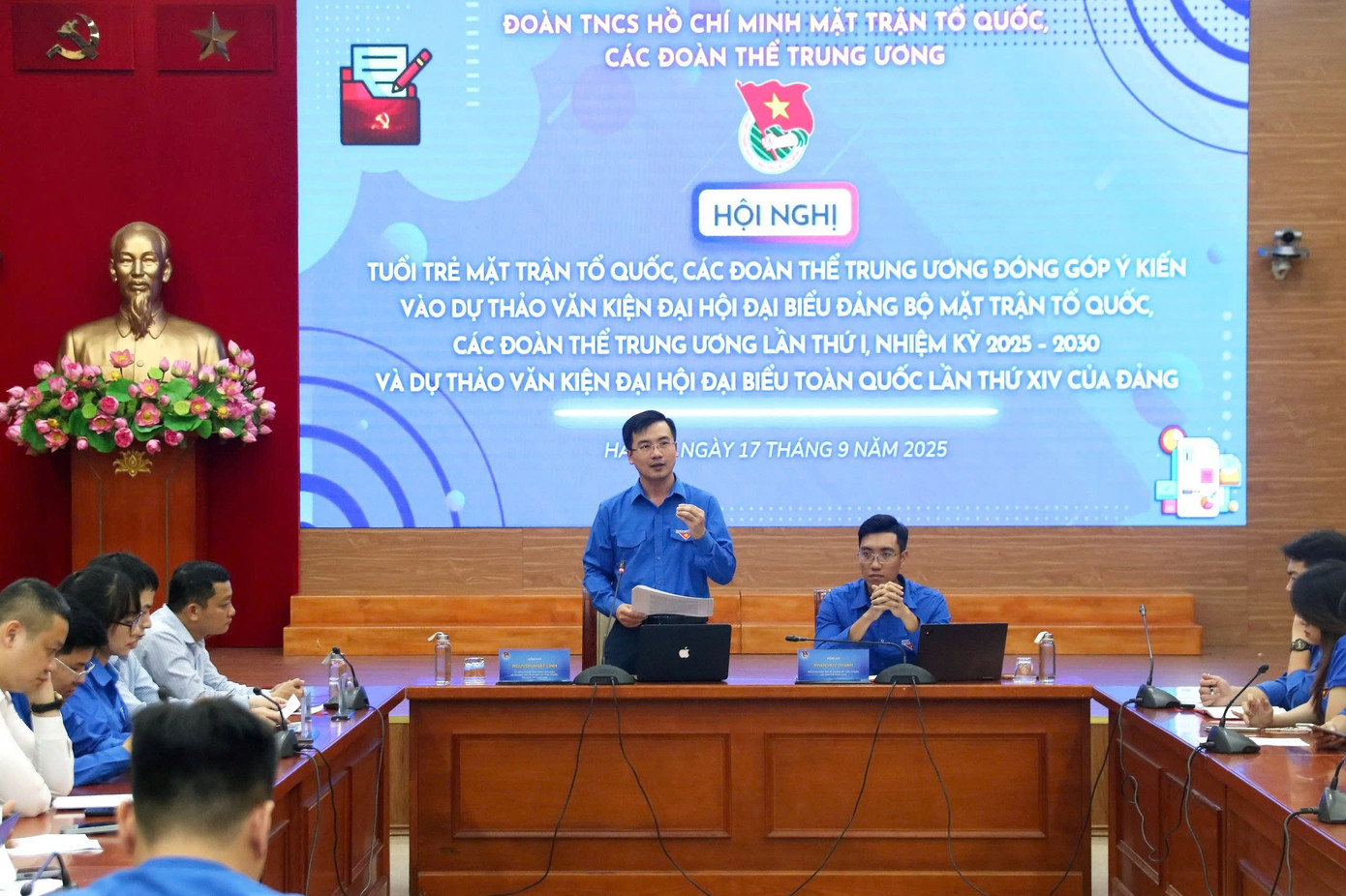 Phát huy trí tuệ tuổi trẻ MTTQ, các đoàn thể T.Ư vào các văn kiện quan trọng của Đảng