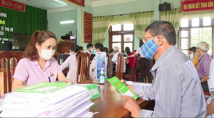Hà Nội cấp 650 tỷ đồng vốn ủy thác hỗ trợ các đối tượng bị tác động bởi dịch Covid-19