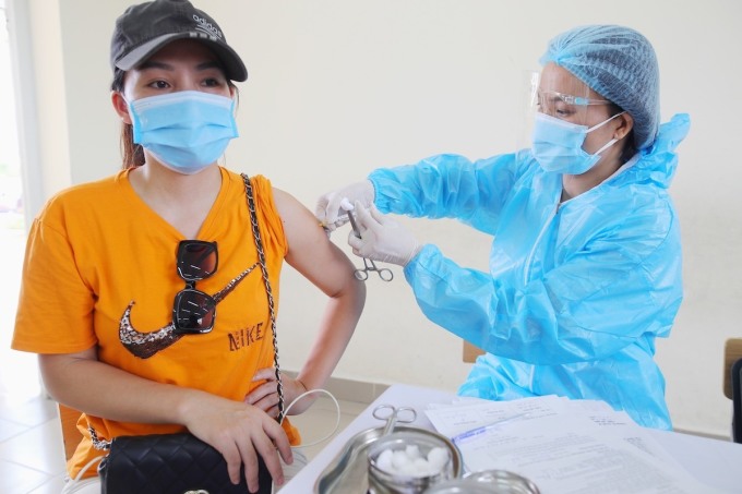 Thủ tướng yêu cầu không được 'quá tải y tế diện rộng'