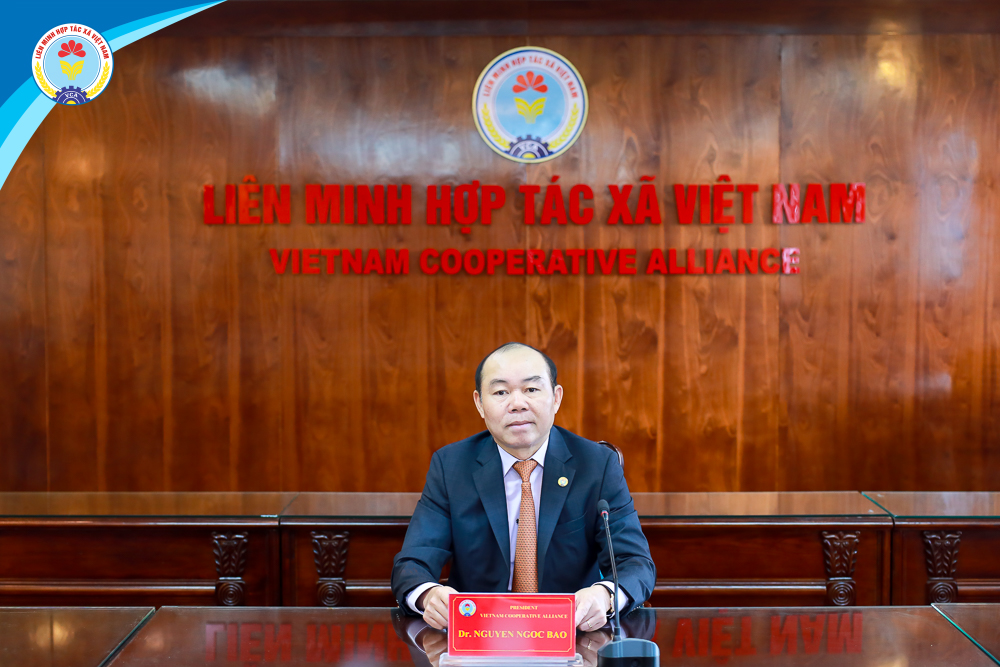 Chủ tịch Liên minh Hợp tác xã Việt Nam chúc mừng Liên đoàn Quốc gia HTX tín dụng cộng đồng Hàn Quốc (KFCC) nhân dịp 60 năm ngày thành lập