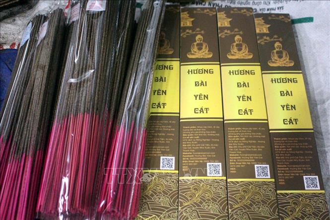 Làng làm hương truyền thống xứ Thanh hối hả vào Tết