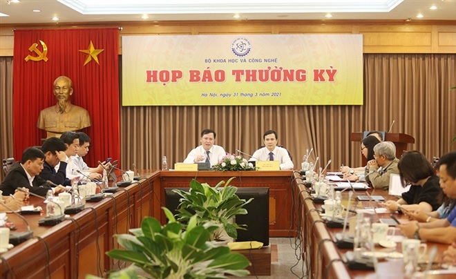 Chuẩn bị thử nghiệm tiêm lâm sàng giai đoạn 3 vaccine 'made in Vietnam'